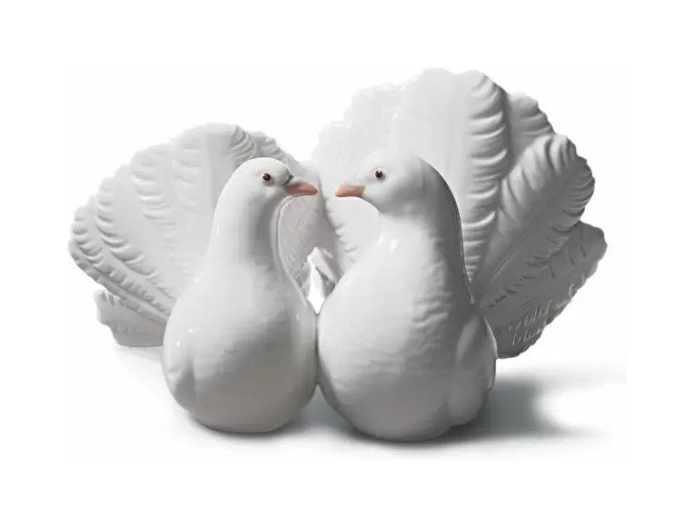 Статуэтки Любовь Lladro