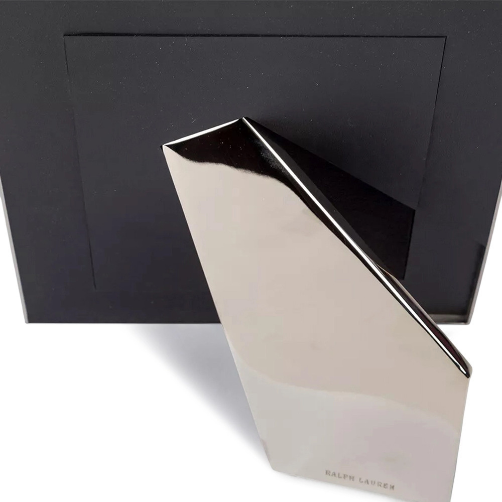 Фоторамка SUTTON 13x18 карбон, полированный никель Ralph Lauren Home 682662672001