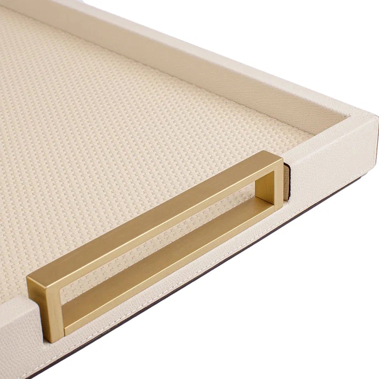 Поднос прямоугольный с ручками VICTOR 44х54 см кожа слоновая кость латунь GIOBAGNARA TV203.SP_BRASSX06ST06