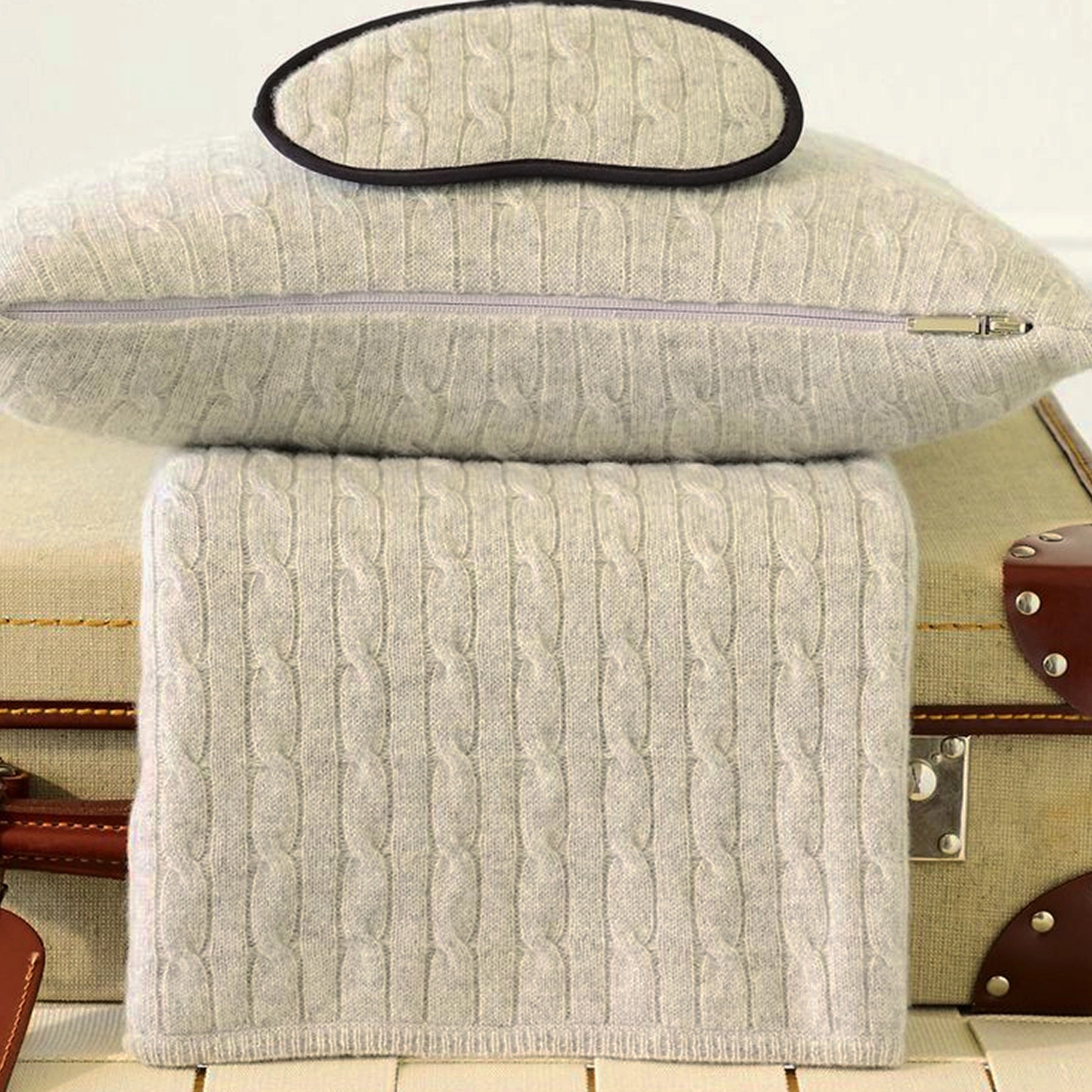 Дорожный набор CABLE плед, маска и сумка, кремовый кашемир – 2