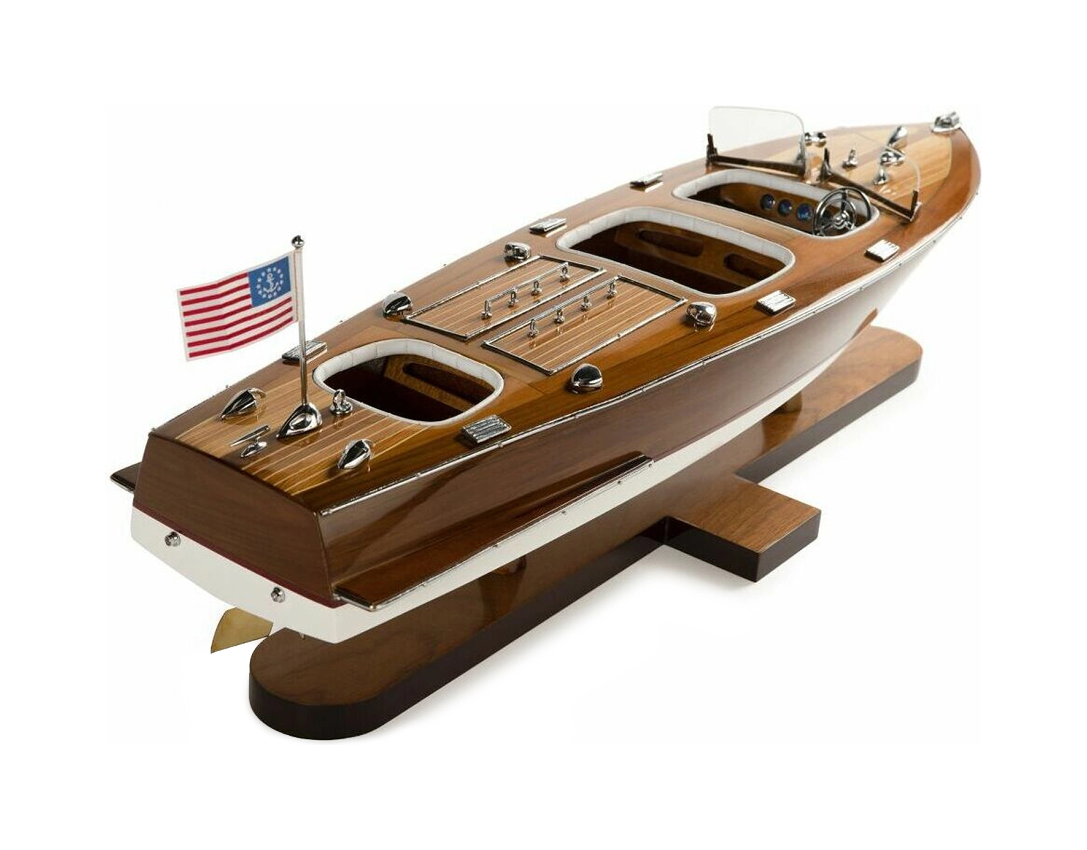 Статуэтка CHRIS CRAFT TRIPLE COCKPIT катер Ralph Lauren Home AS183