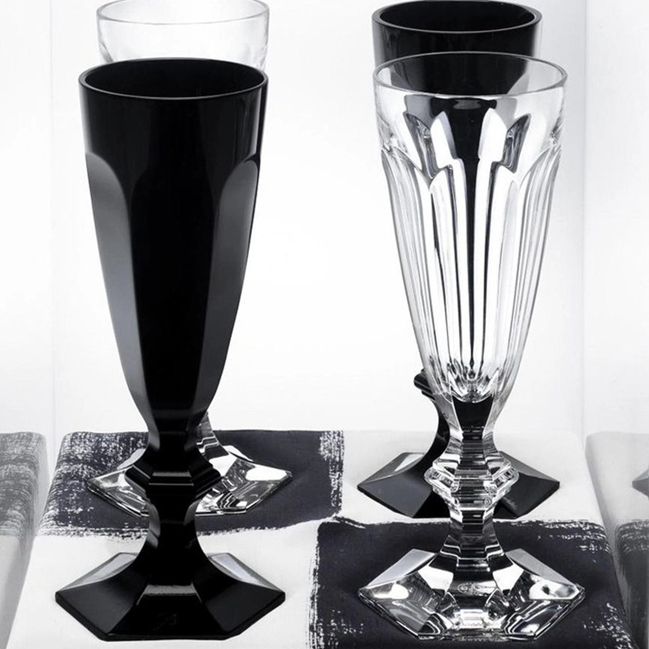 Набор из 12 бокалов для шампанского HARCOURT и платок – 2