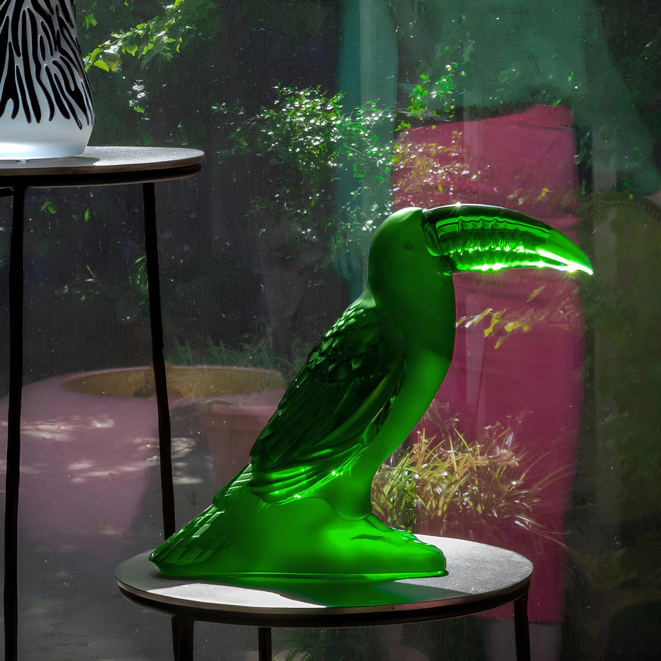 Скульптура Toucan Тукан 26 см зелёная, хрусталь Lalique 10759000