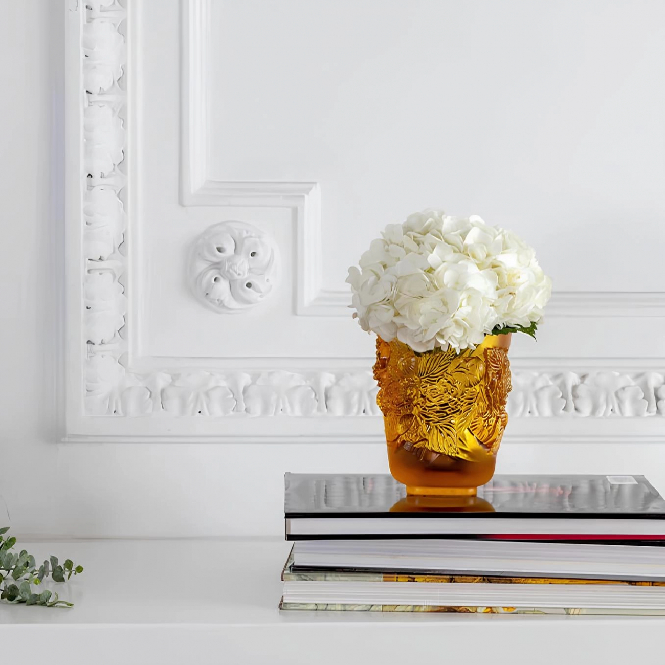 Ваза Pivoines 14 см янтарная, хрусталь Lalique 10708700