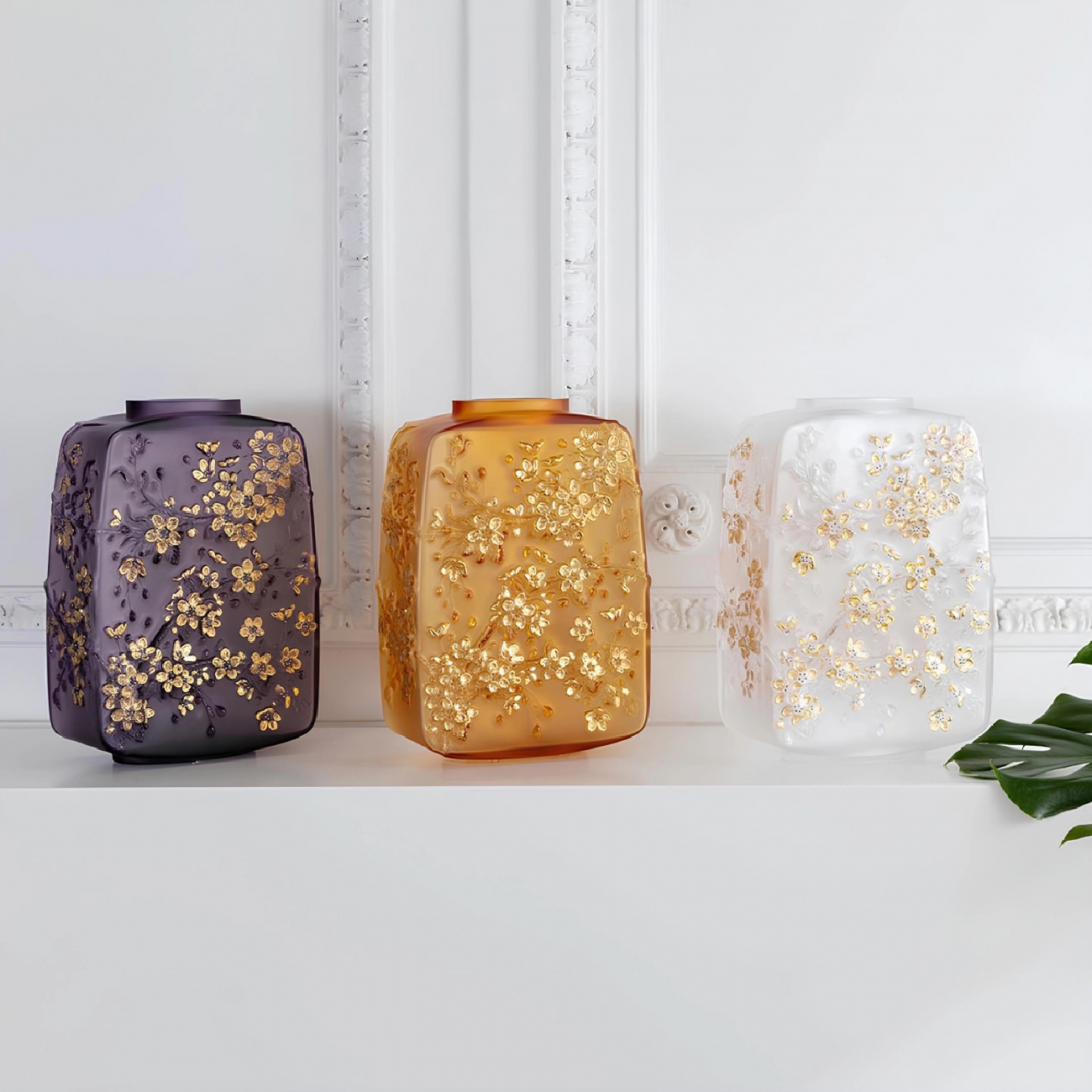 Ваза Fleurs De Cerisier 40 см прозрачная, хрусталь с позолотой Lalique 10708000