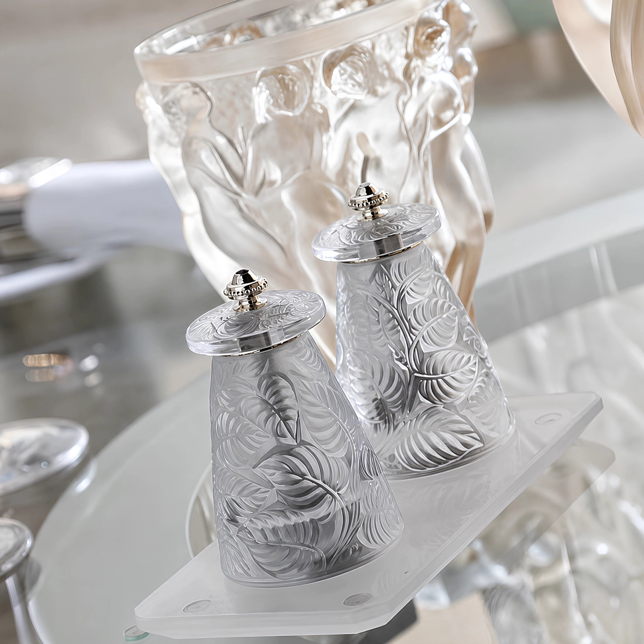Набор мельниц для соли и перца Feuilles 9 см прозрачные, хрусталь Lalique 10508400