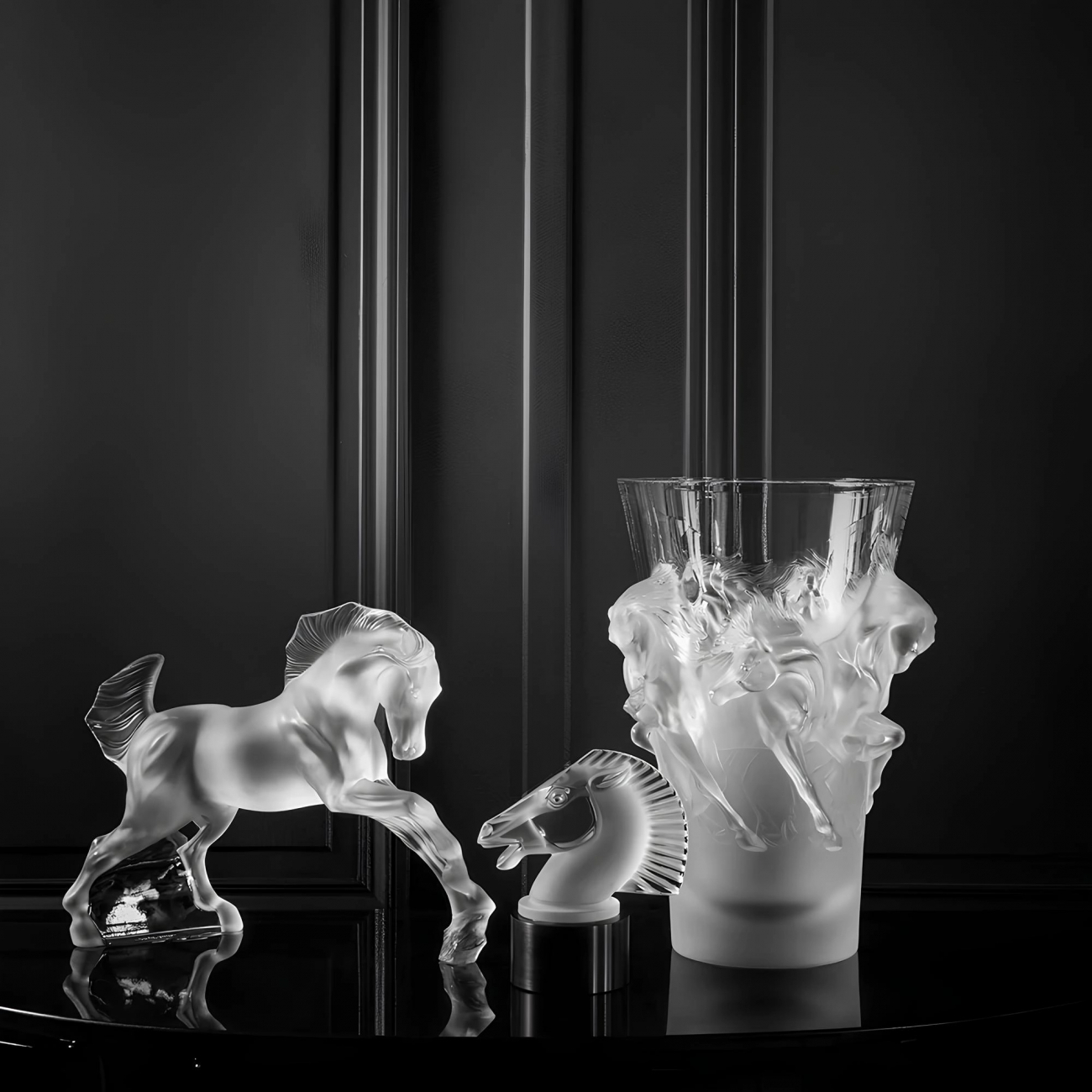 Ваза Equus 38 см прозрачная, хрусталь Lalique 10207200
