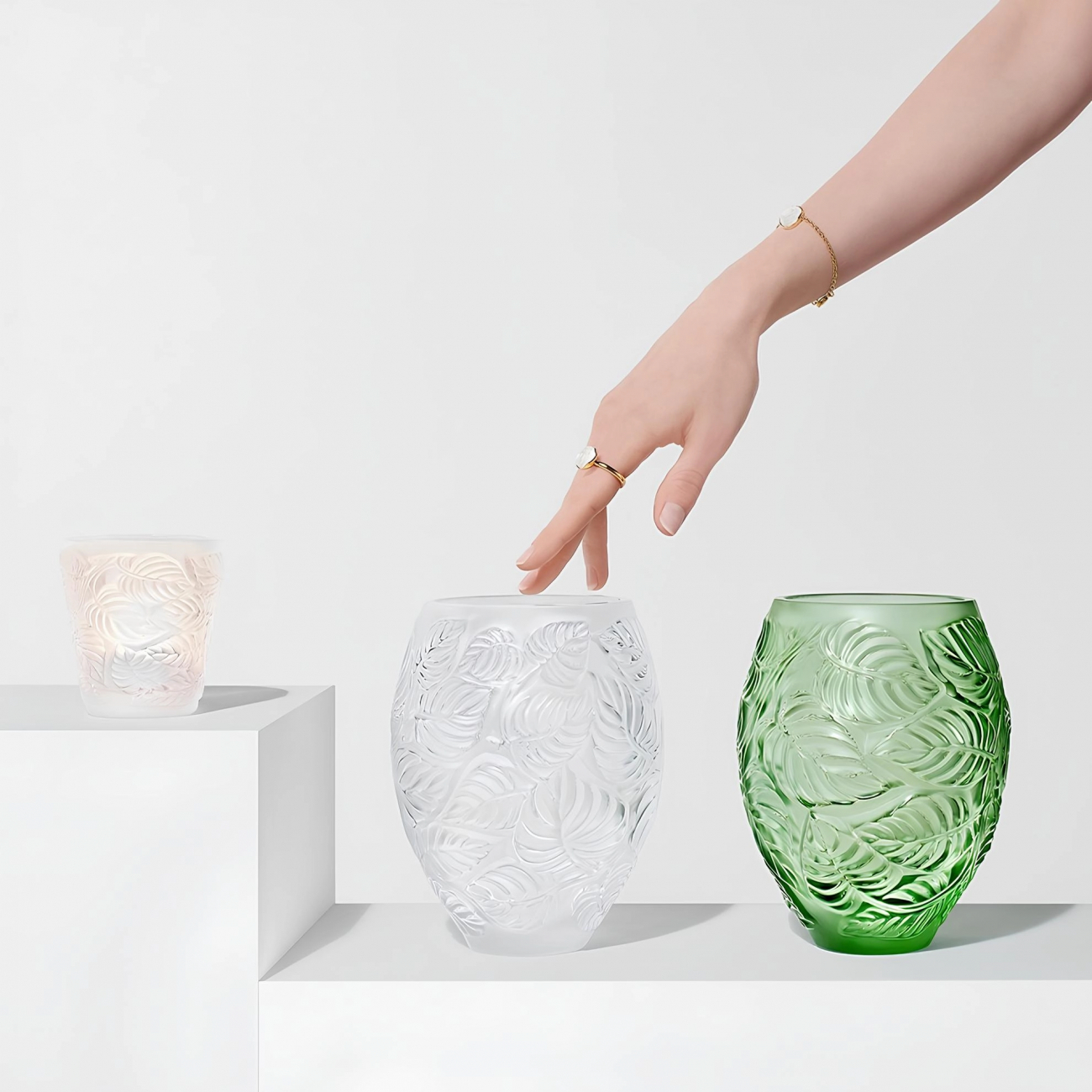 Ваза Feuilles 15 см прозрачная, хрусталь Lalique 10745500