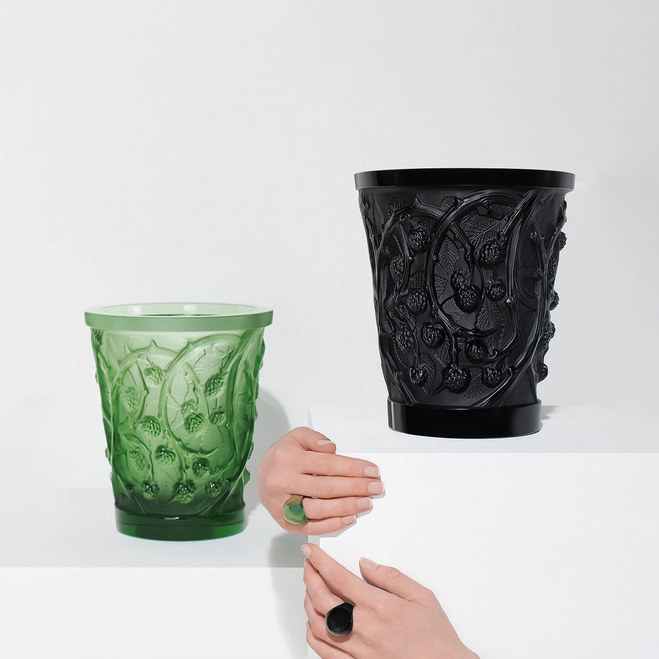 Ваза для цветов Lalique Mures черная хрустальная 25 см Lalique 10746100