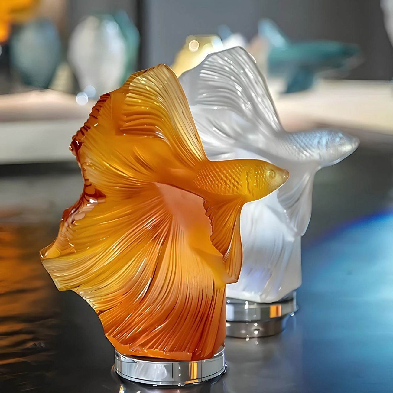 Статуэтка Fighting Fish 26 см янтарная, хрусталь Lalique 10685300