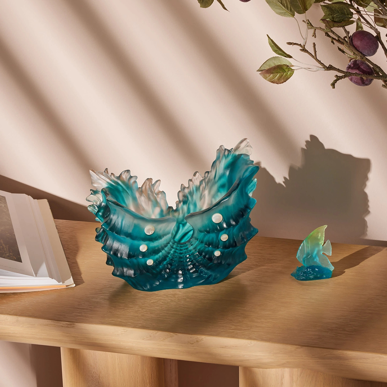 Ваза для цветов MAYA SEASHELL 30 см хрусталь бирюзовая Daum 05820