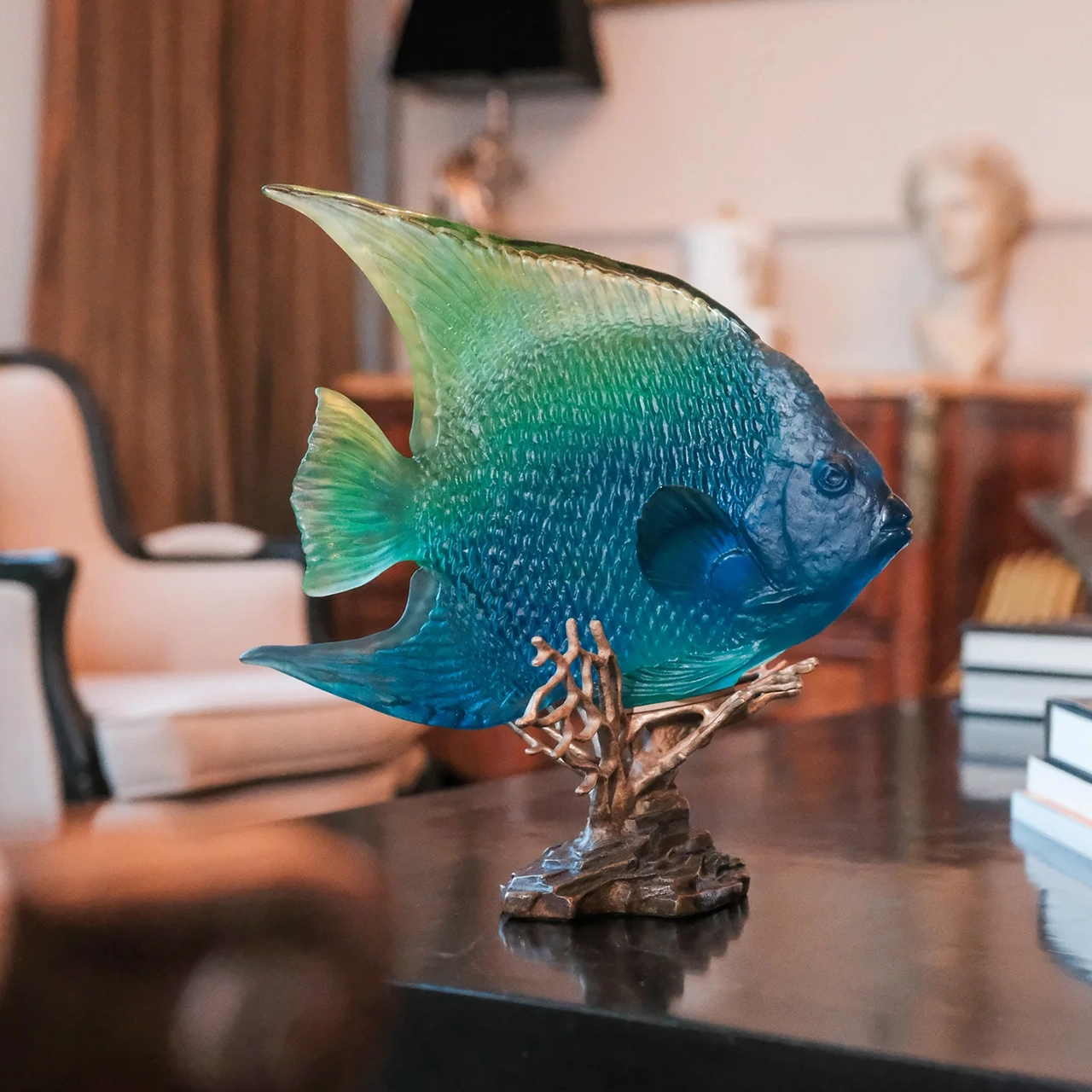 Скульптура CORAL SEA ANGELFISH 32.7 см хрусталь сине-желтая Daum 05729-1