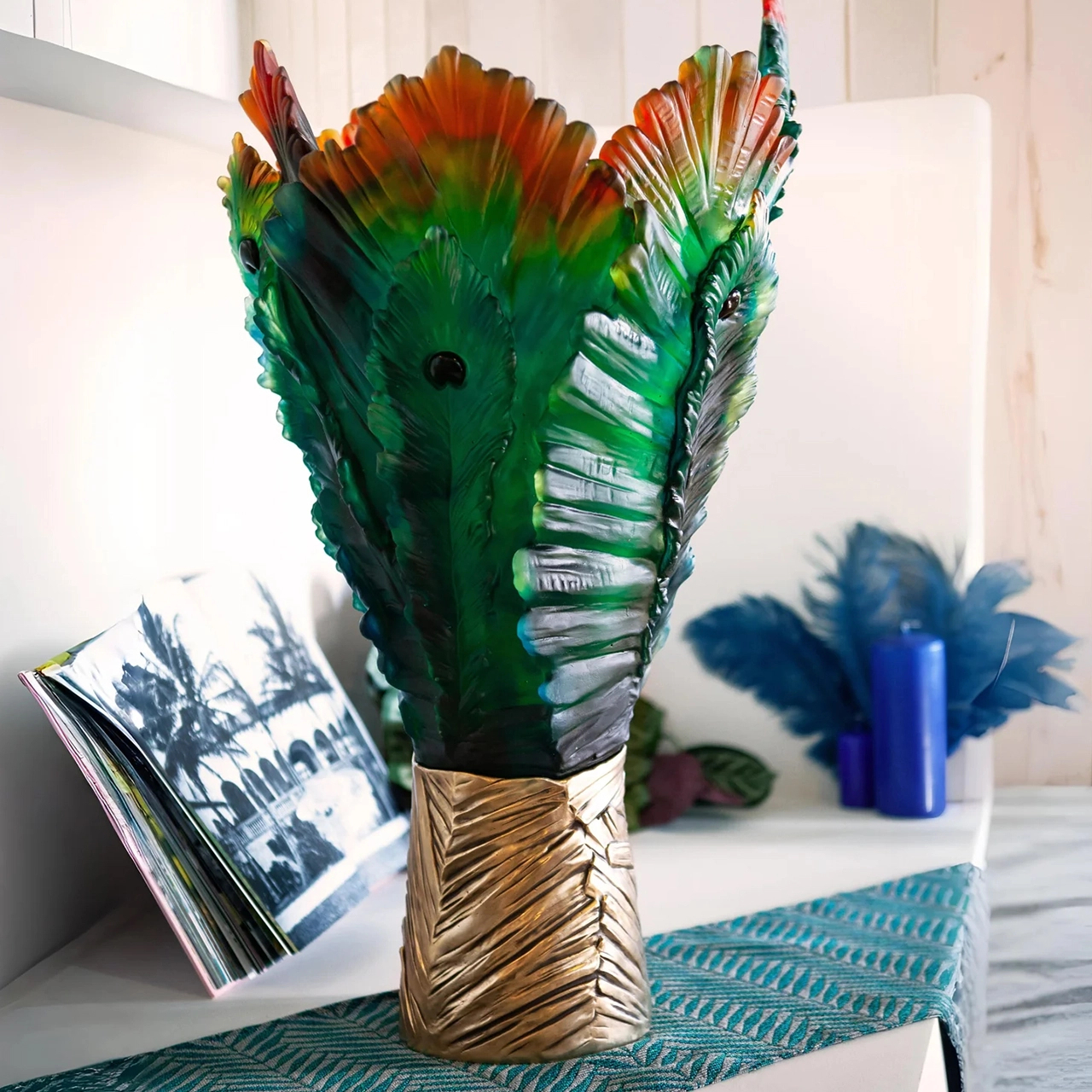 Ваза для цветов FLEUR DE PAON MAGNUM 76 см хрусталь зеленая Daum 05724