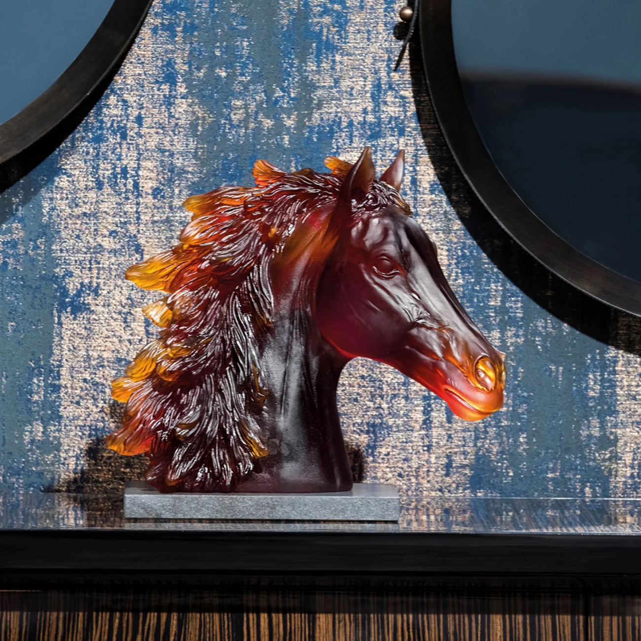 Скульптура Голова лошади 41 см хрусталь янтарная Daum 05696