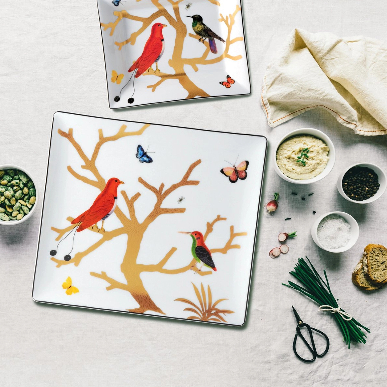 Мелочница AUX OISEAUX 22 см фарфор Bernardaud 2488/8230