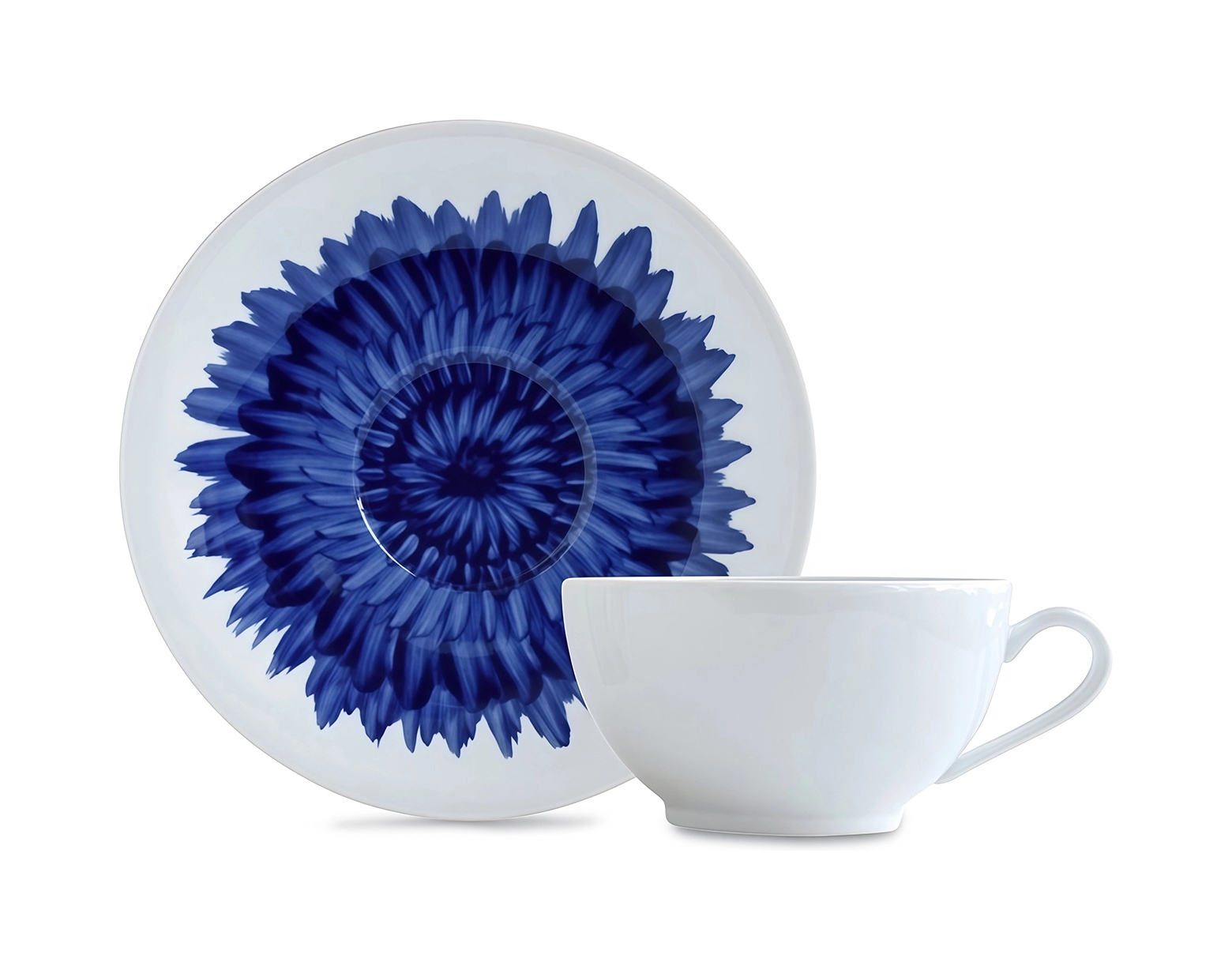 Чашка для завтрака с блюдцем Bernardaud IN BLOOM 300 мл фарфор бело-синяя