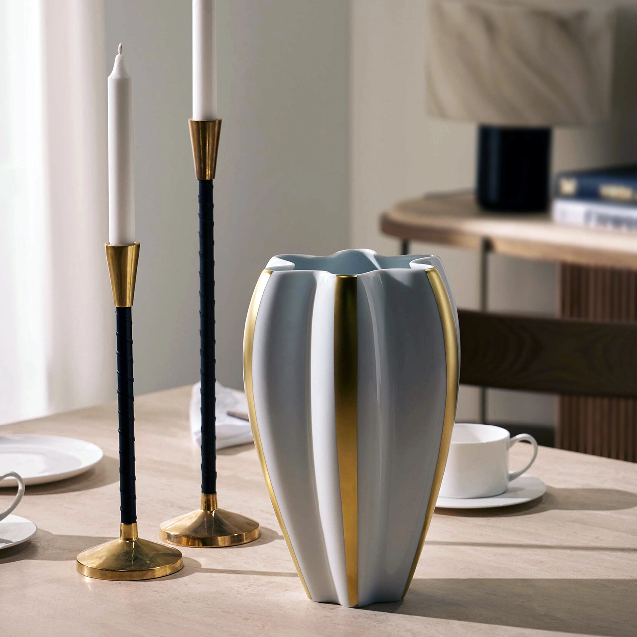 Ваза для цветов MARCO MENCACCI DOMANI 30 см фарфор белая с золотом Bernardaud 2600/24796