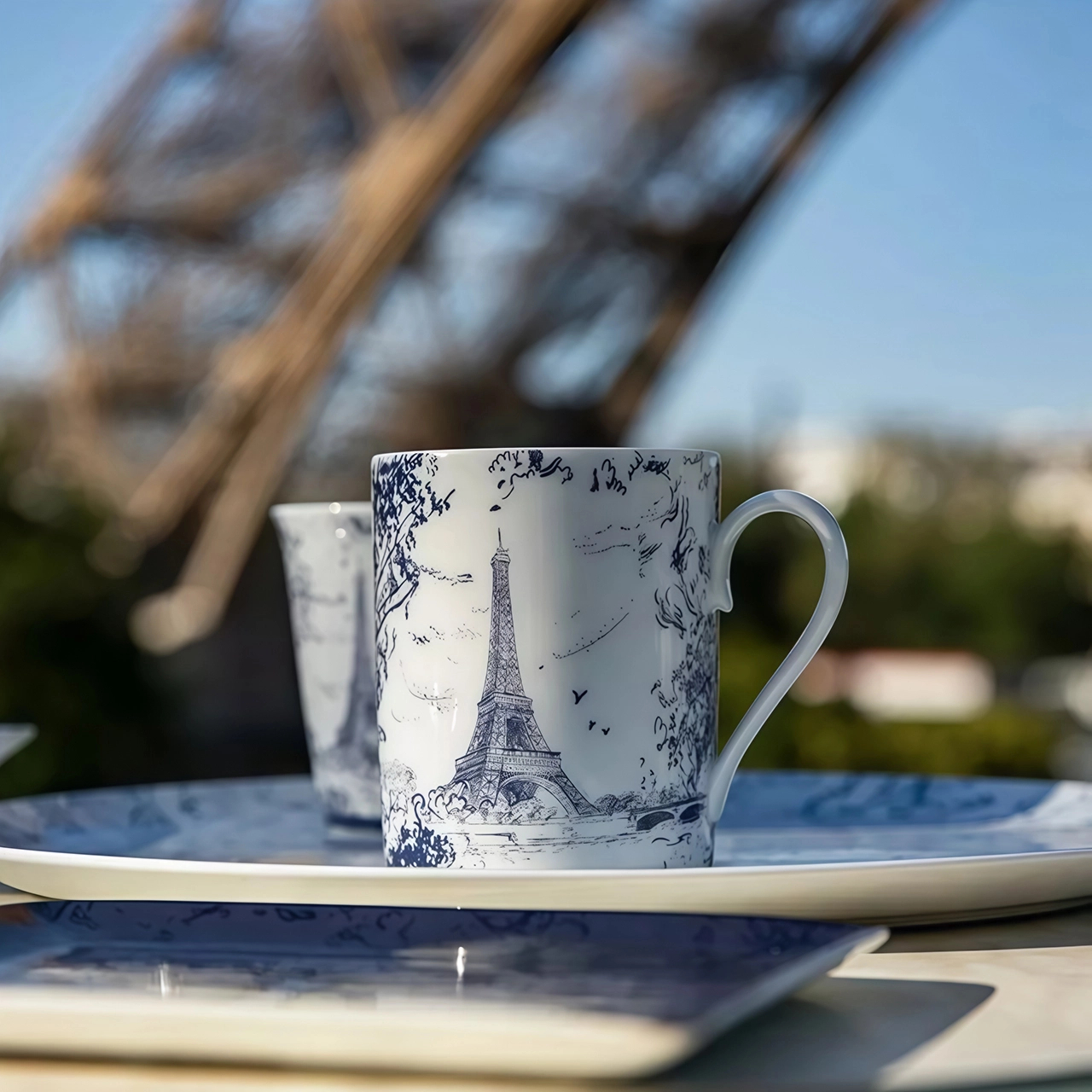 Блюдо для торта круглое TOUT PARIS BLEU NUIT 32 см фарфор синее Bernardaud I225/21267