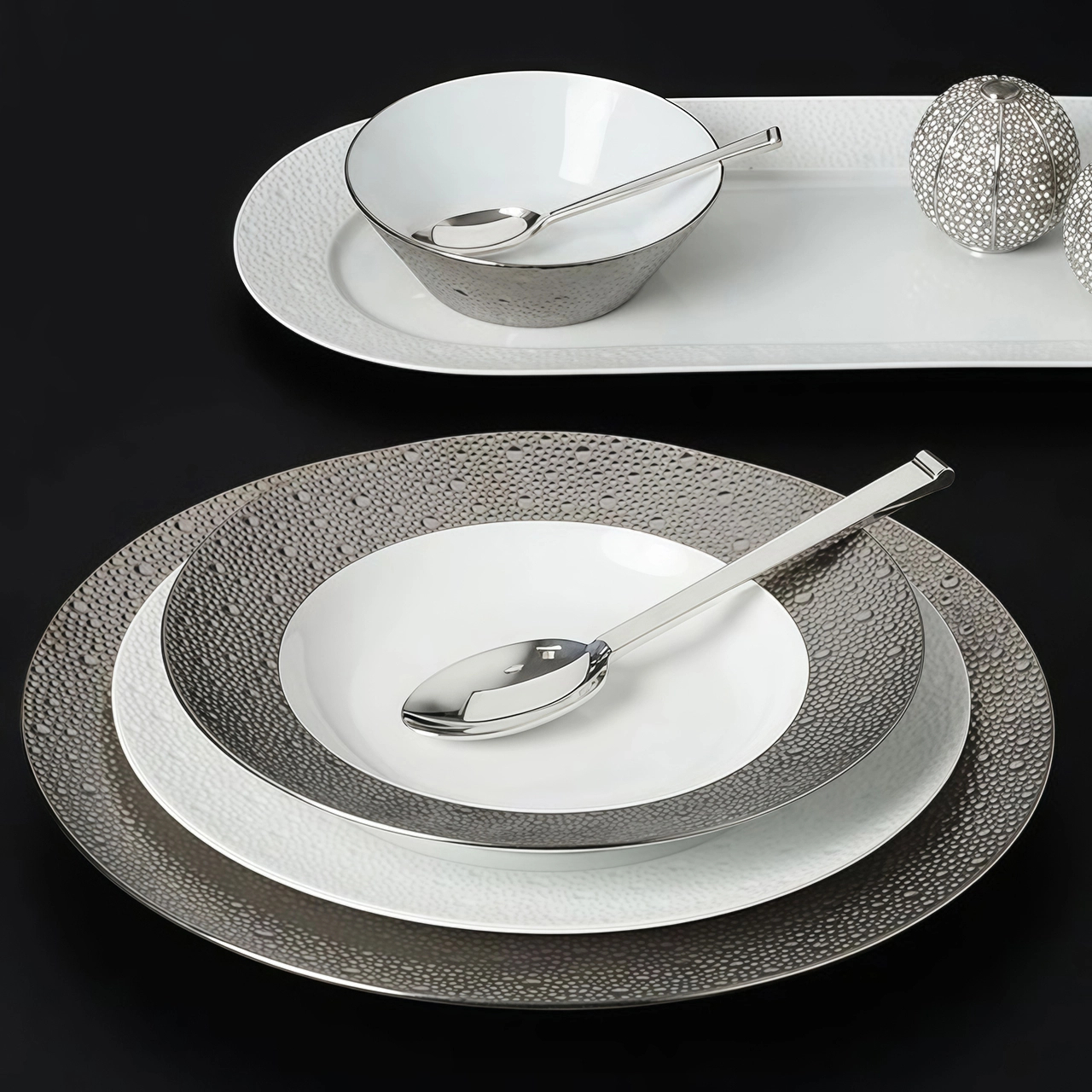 Тарелка суповая ECUME PLATINE 23 см фарфор платина Bernardaud 0738/20449