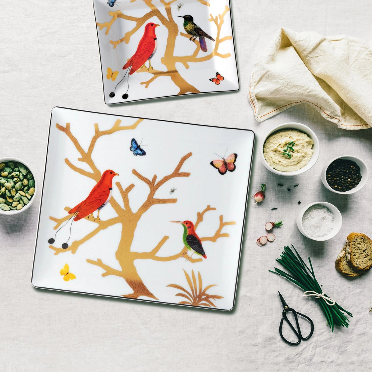 Мелочница AUX OISEAUX 20х16 см фарфор Bernardaud 2488/4511