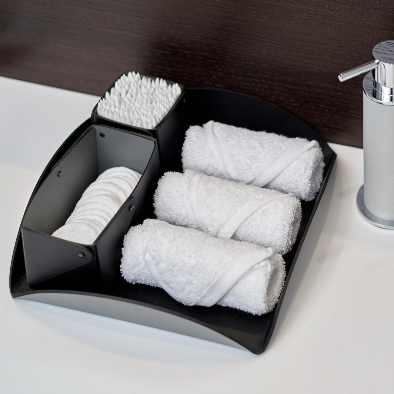 Подставка чёрная 35х35 кожа ADJ 0019.01.TS30