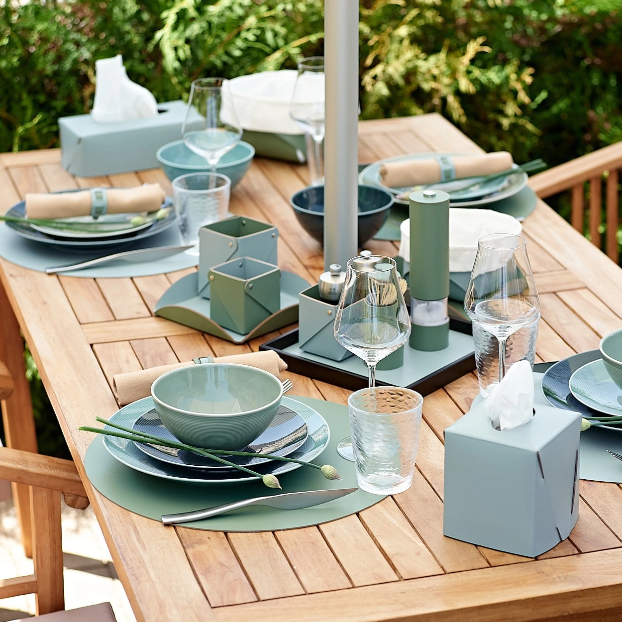 Стакан для канцелярии 8x8 небесно-голубой, кожа ADJ 0104.50.TS16