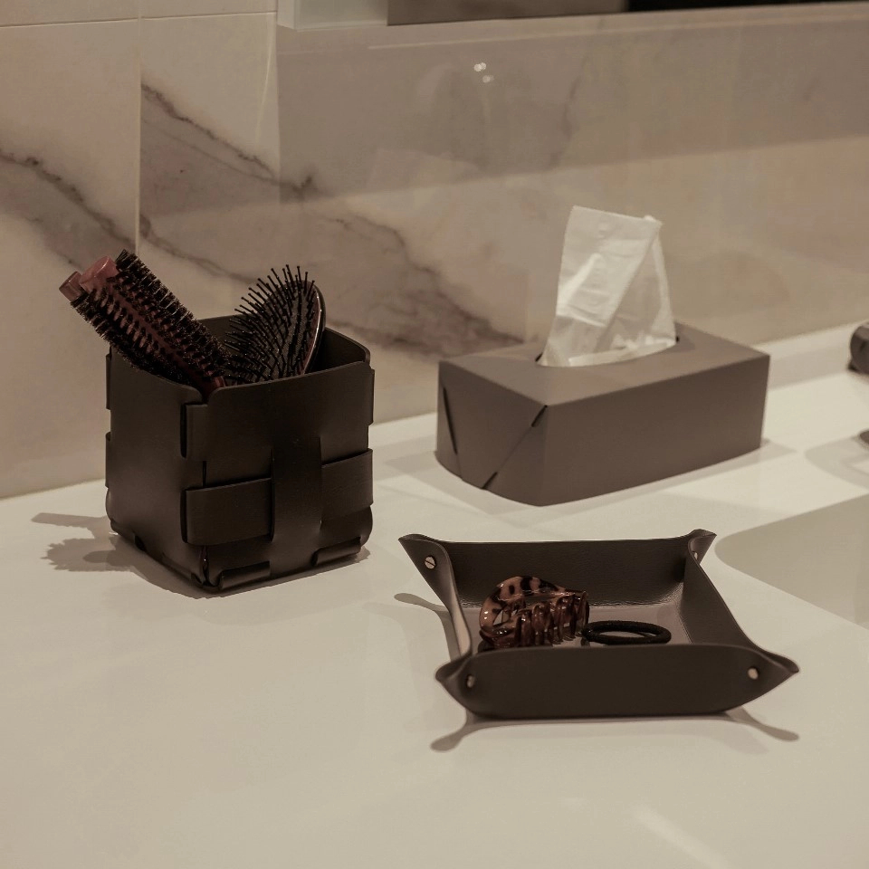 Корзиночка Mini BOTTEGA 12х12 чёрная, кожа ADJ 1013.01.TS30