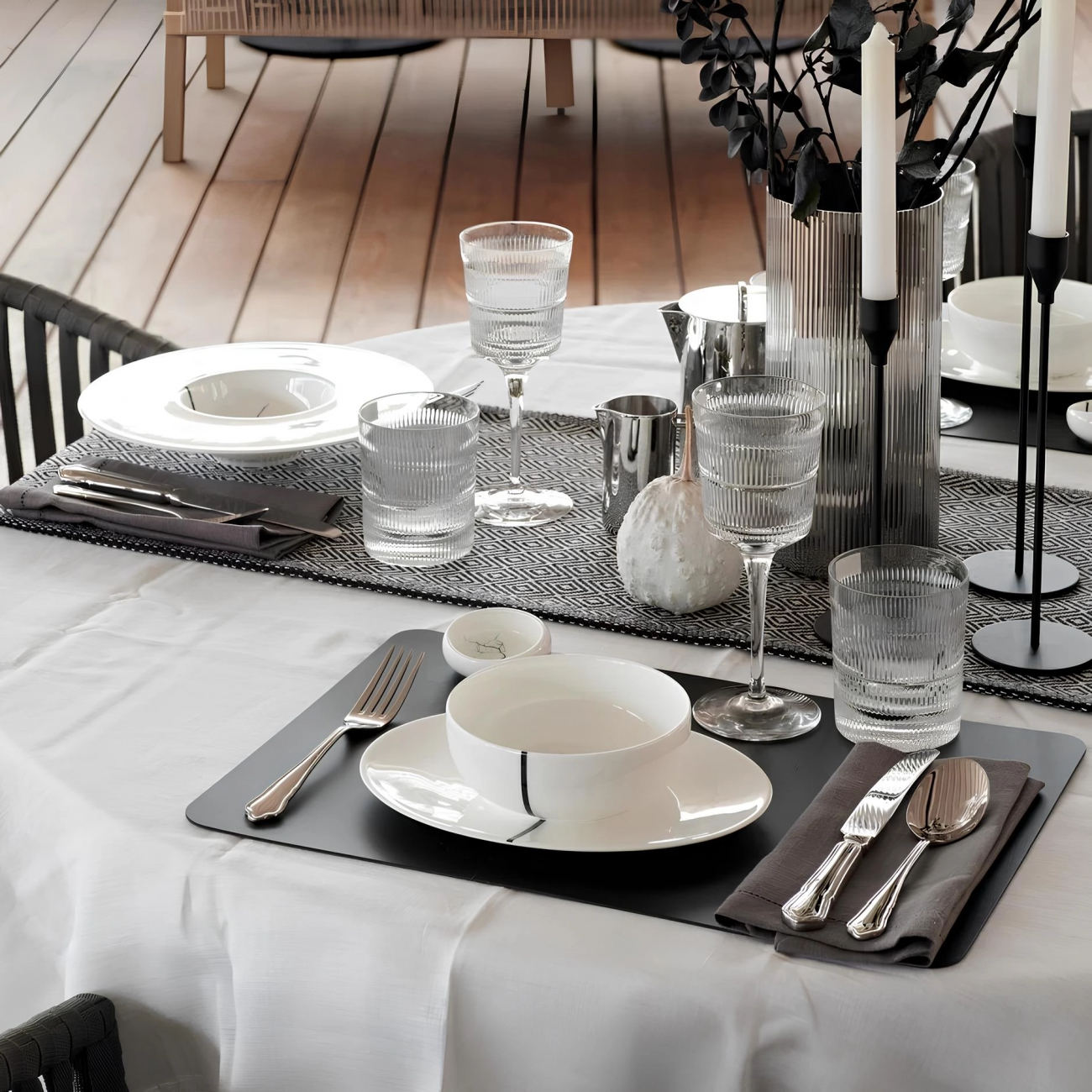 Плейсмат прямоугольный двусторонний 52х38 см чёрный-серый, кожа – 2