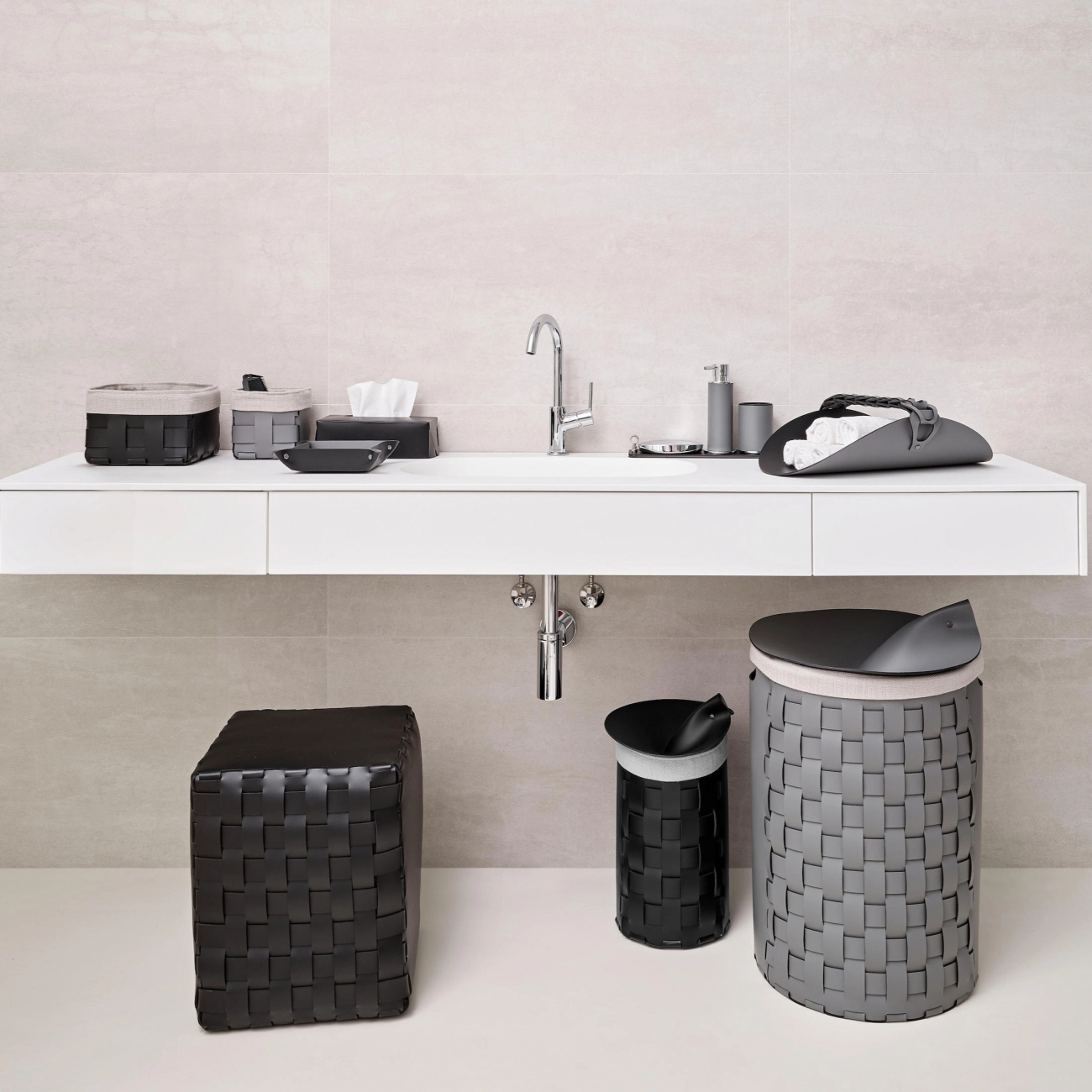 Корзиночка Mini BOTTEGA 12х19 чёрная, кожа – 2