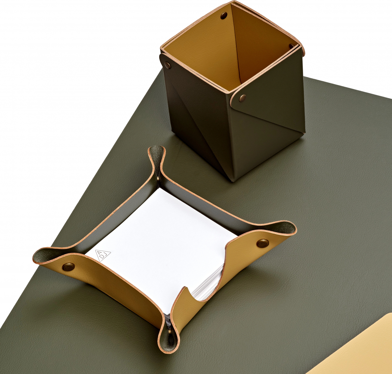 Стакан для канцелярии 8x8 олива, кожа – 2