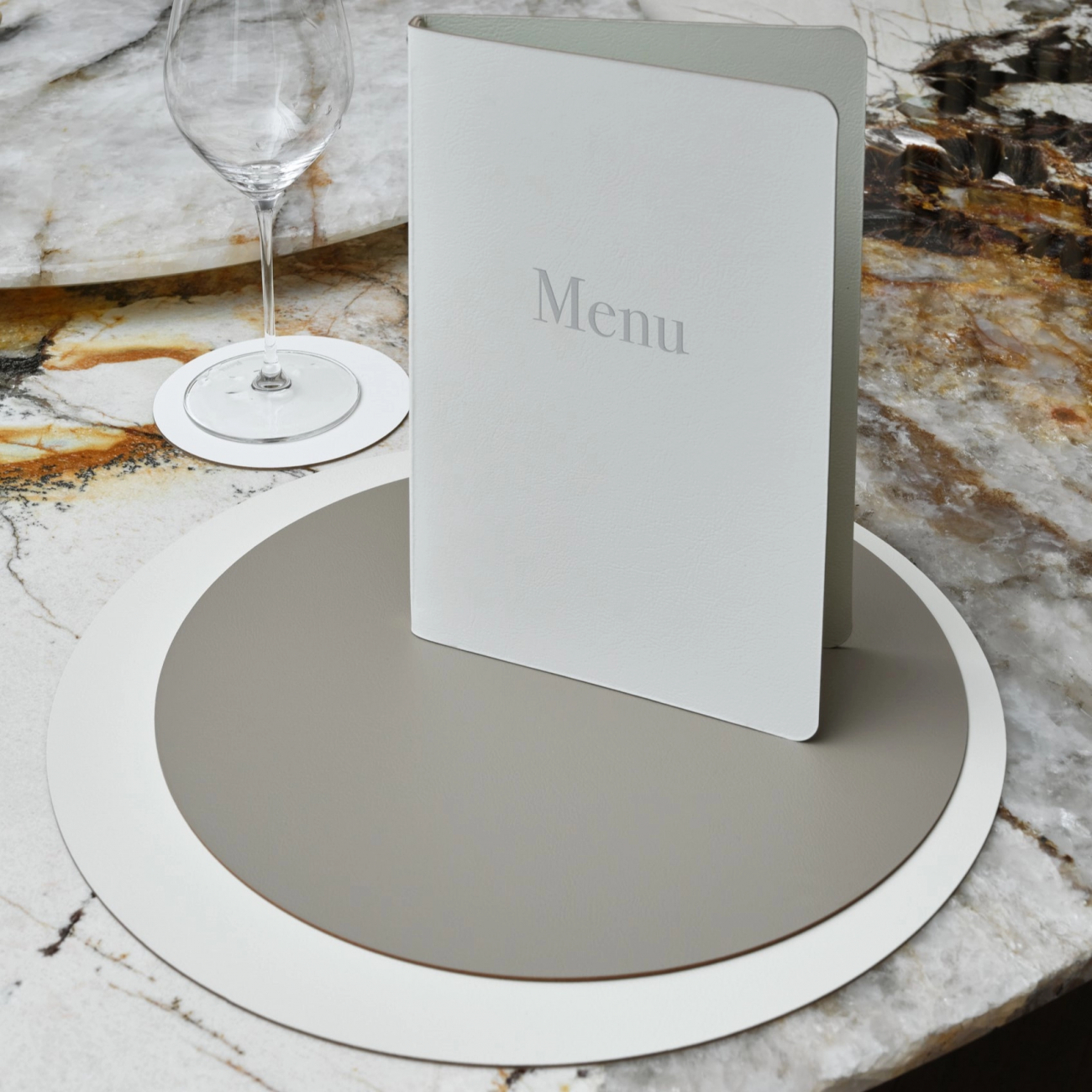 Плейсмат круглый двусторонний 30 см капучино-шоколад, кожа ADJ 0005.04/06.TS16