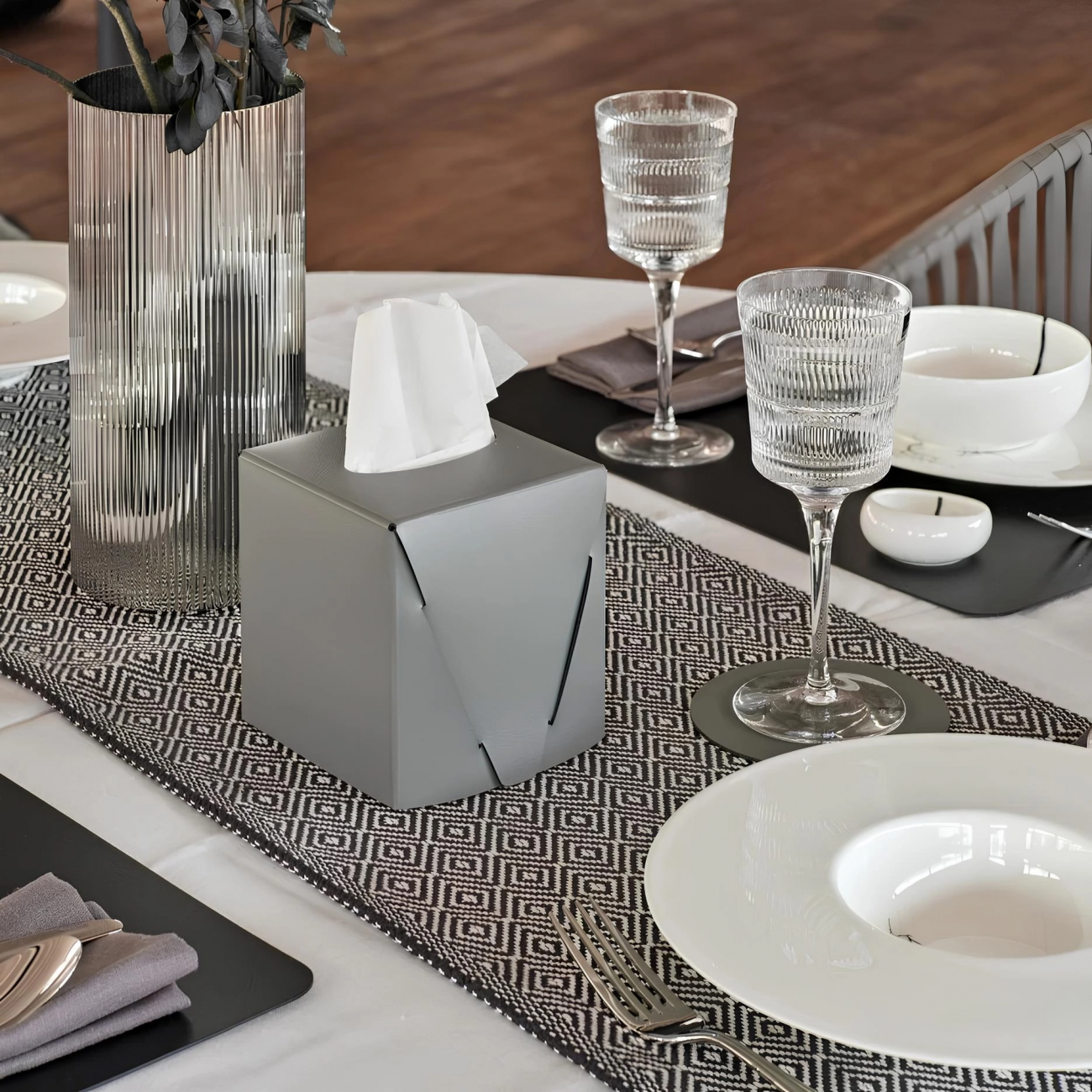 Салфетница для Kleenex 12x12 серая, кожа – 2