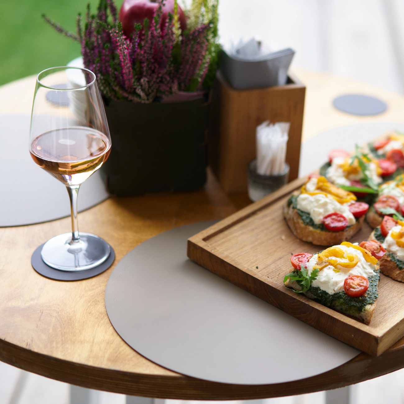 Костер круглый двусторонний 12 см капучино-шоколад, кожа – 2