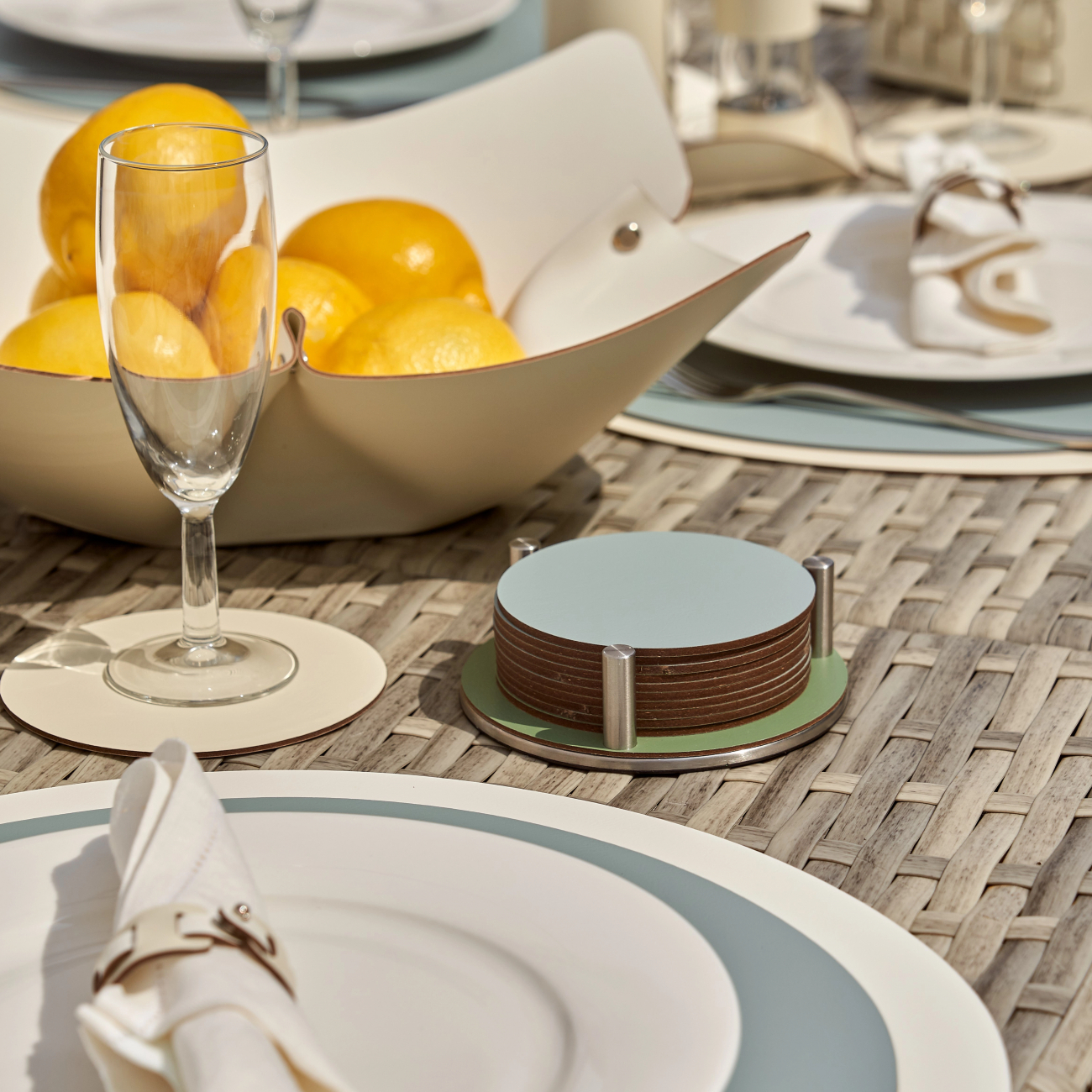 Костер круглый двусторонний 12 см белый-панна кота, кожа ADJ 0009.10/16.TS16