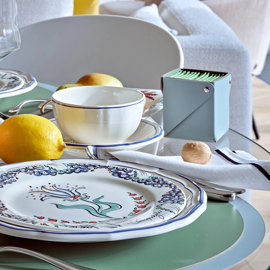 Коробочка MIU 7х7 небесно-голубая, кожа – 2