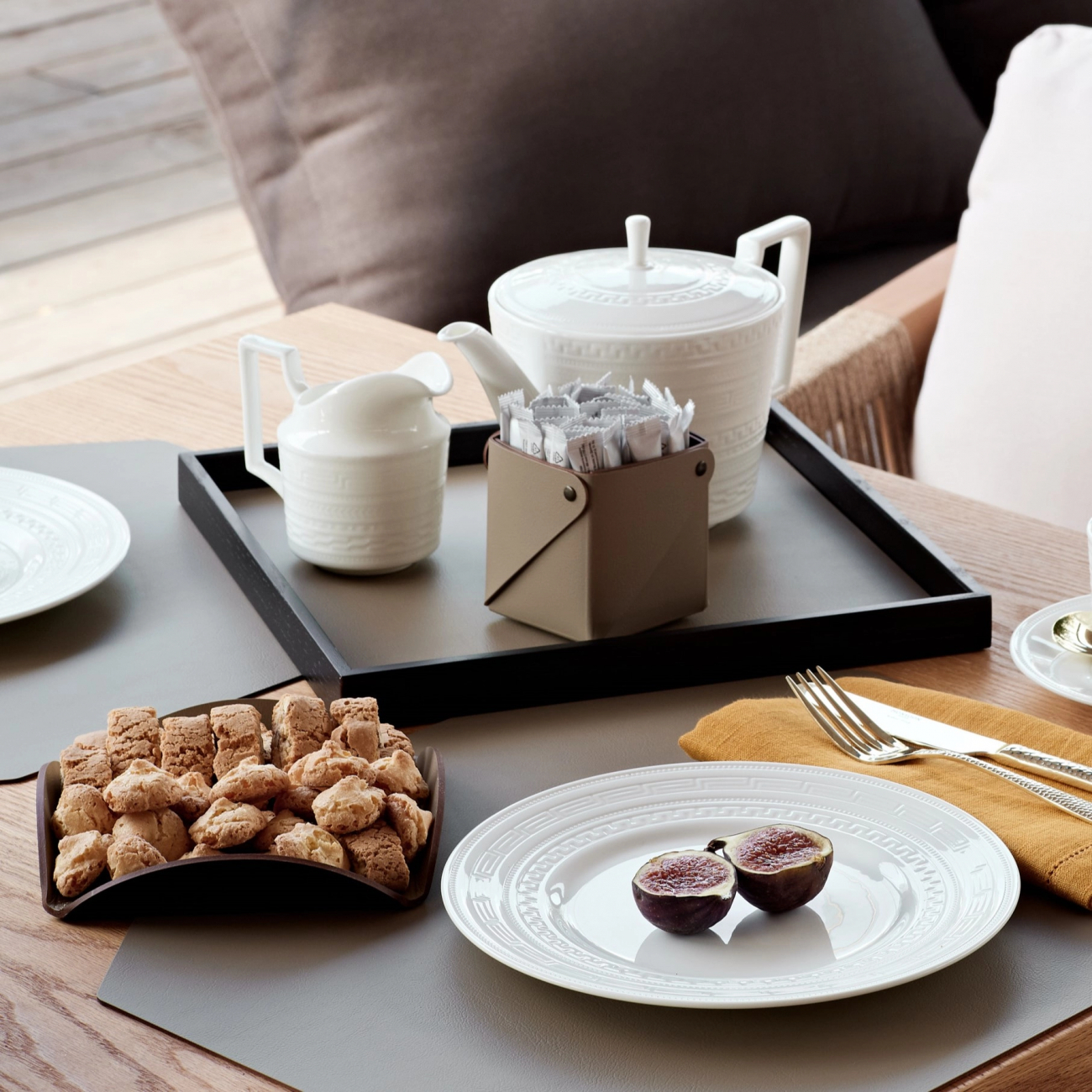 Коробочка MIU 7х7 капучино, кожа – 2