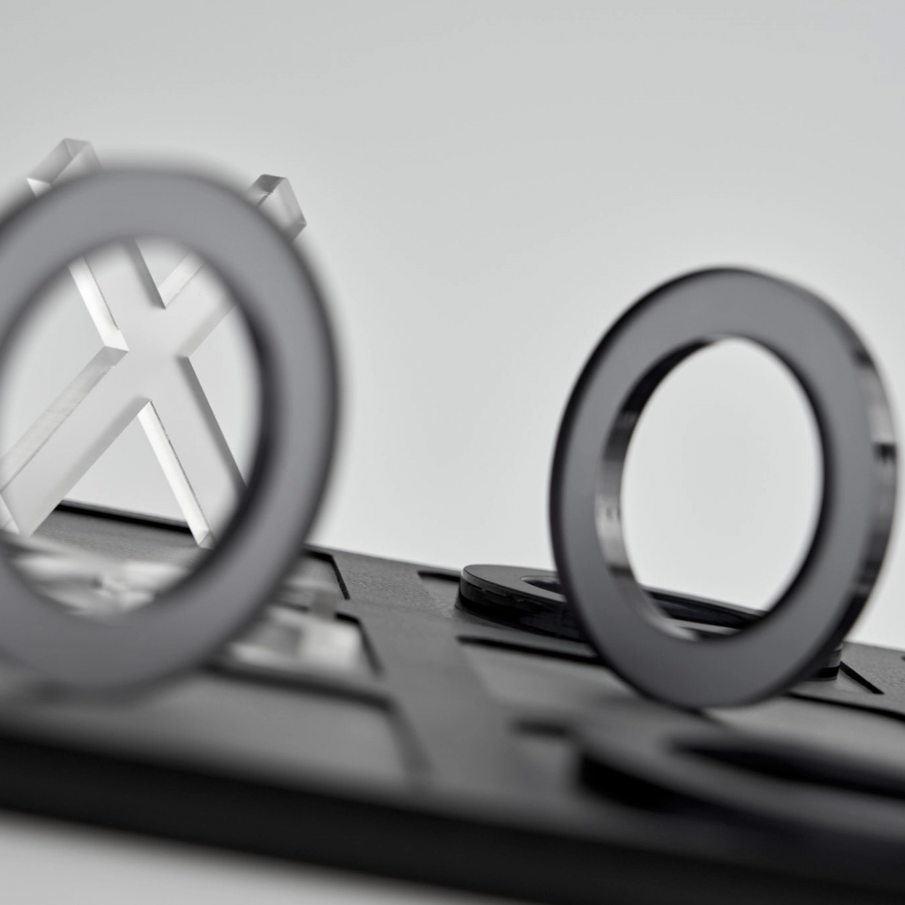 Крестики-нолики 24x24 чёрные, акрил, кожа ADJ 8001.01