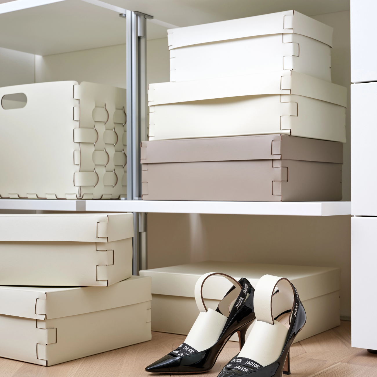 Коробка для хранения SNOB 32x20 см белая, кожа ADJ 3220.10.TS16