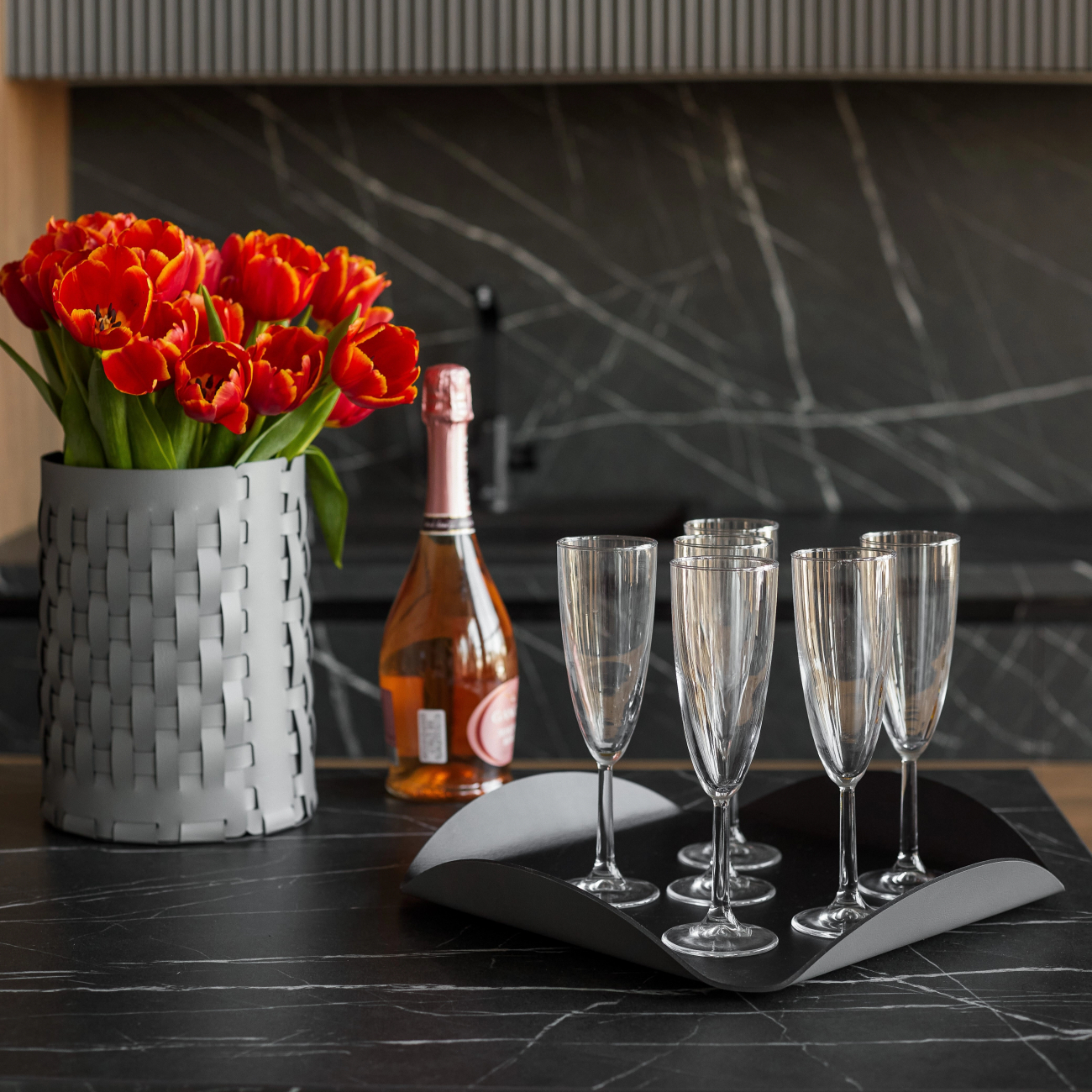 Корзина BOTTEGA круглая 20 см серая, кожа ADJ 1525.03.TS16