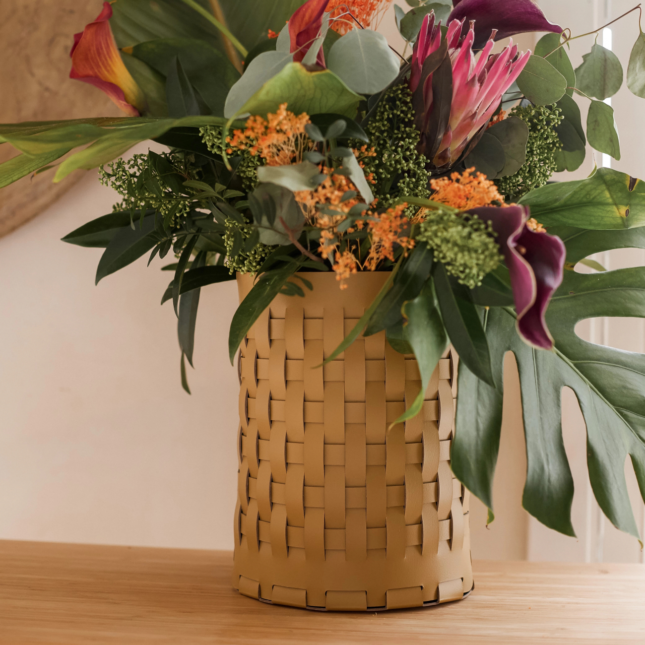 Корзина BOTTEGA круглая 20 см горчица, кожа ADJ 1525.40.TS16