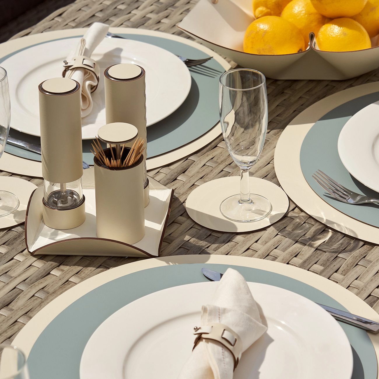 Подставка для зубочисток 10 см панна кота, кожа ADJ 0091.16