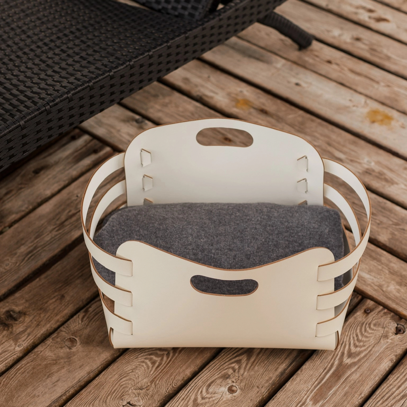 Корзина RIGA 27x36 панна кота, кожа ADJ 9687.16.TS30