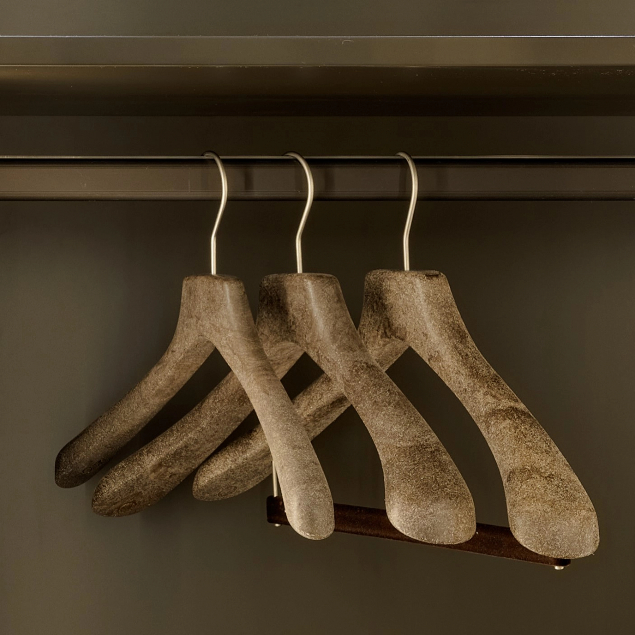 Вешалка 45 см, венге, древесная паста – 2