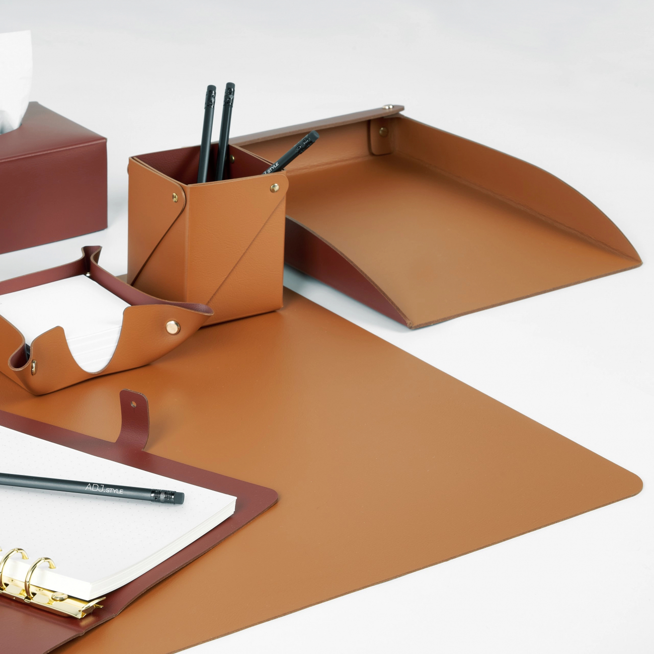 Лоток для бумаг 32x23 бордо, кожа ADJ 0103.30.TS30