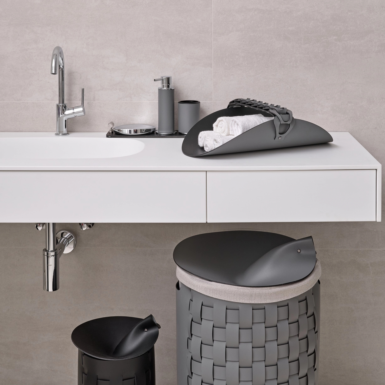 СПА-корзина с ручкой RIVIERE 48x28 см серая, кожа – 2