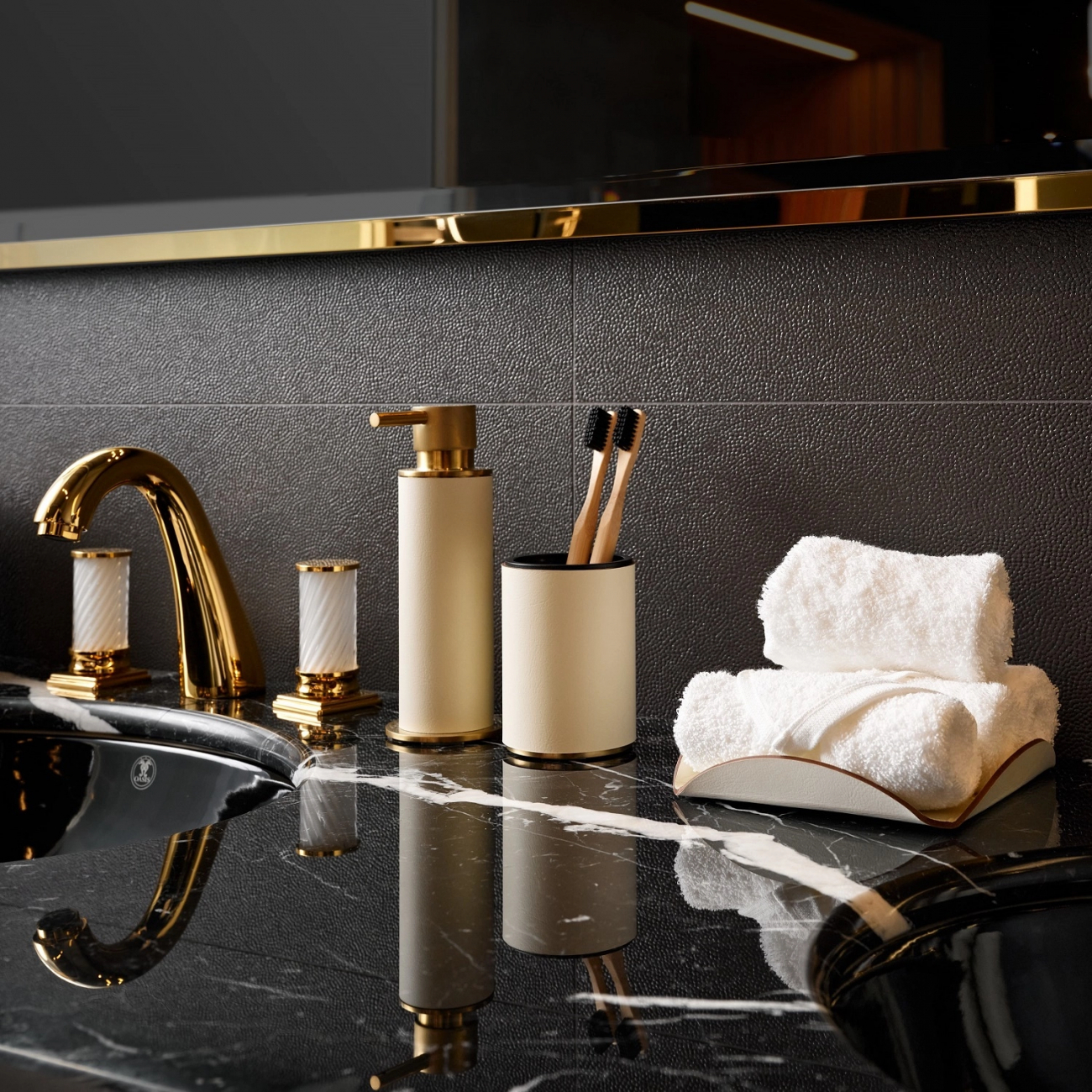 Стакан для зубных щеток панна кота, матовое золото – 2