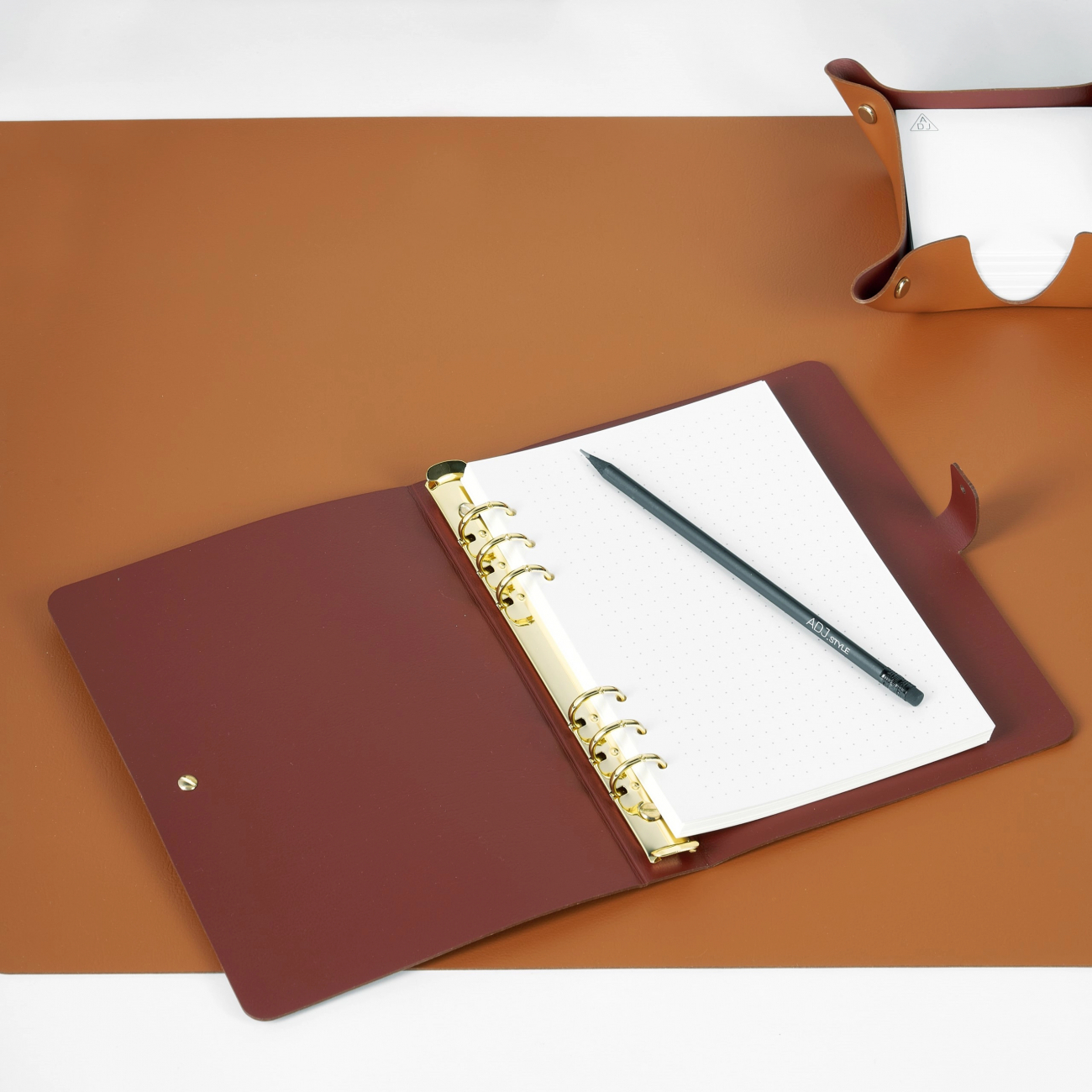 Блокнот 25х16.5 коньяк, кожа ADJ 1625.09.TS16