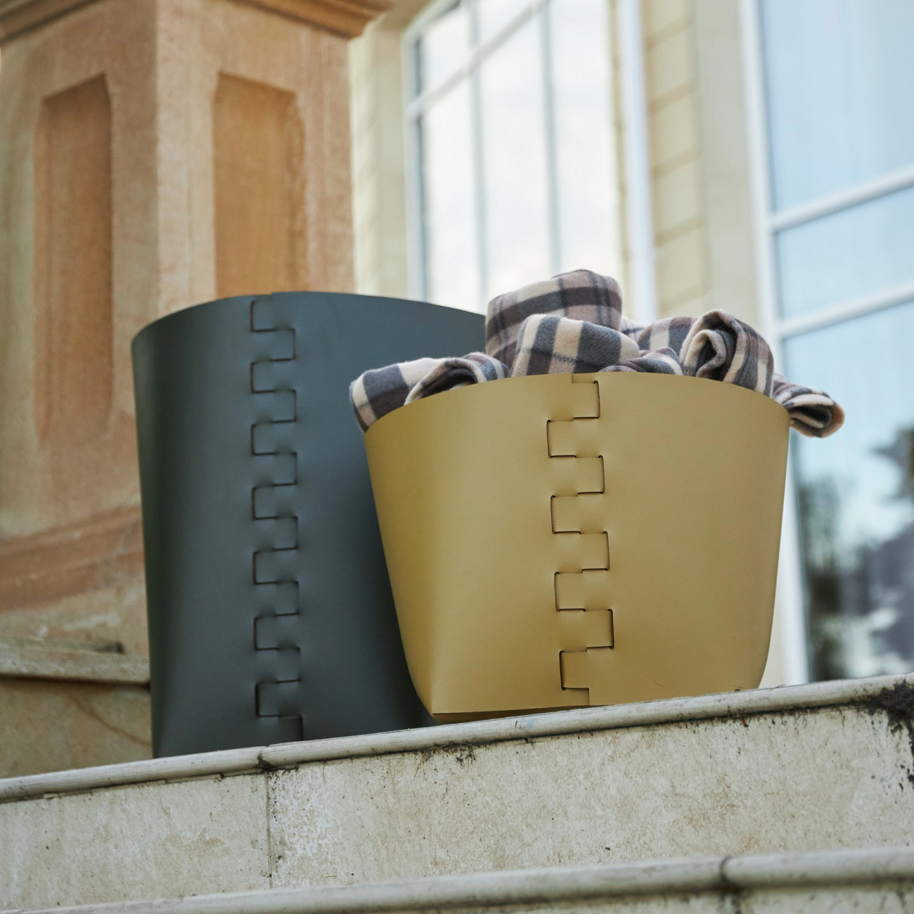 Корзина HELENA прямоугольная 35х30 см олива, кожа ADJ 3545.55.TS30