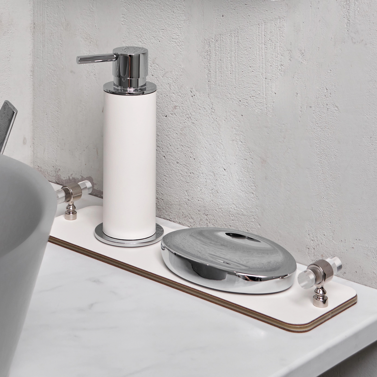 Поднос LINFINITO 33х10 см белый, кожа, хром – 2