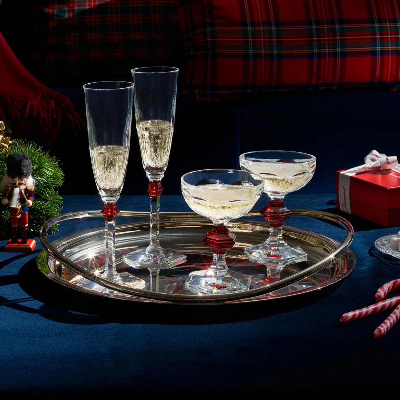 Набор из 2-х фужеров для шампанского HARCOURT EVE хрусталь красный Baccarat 2807194